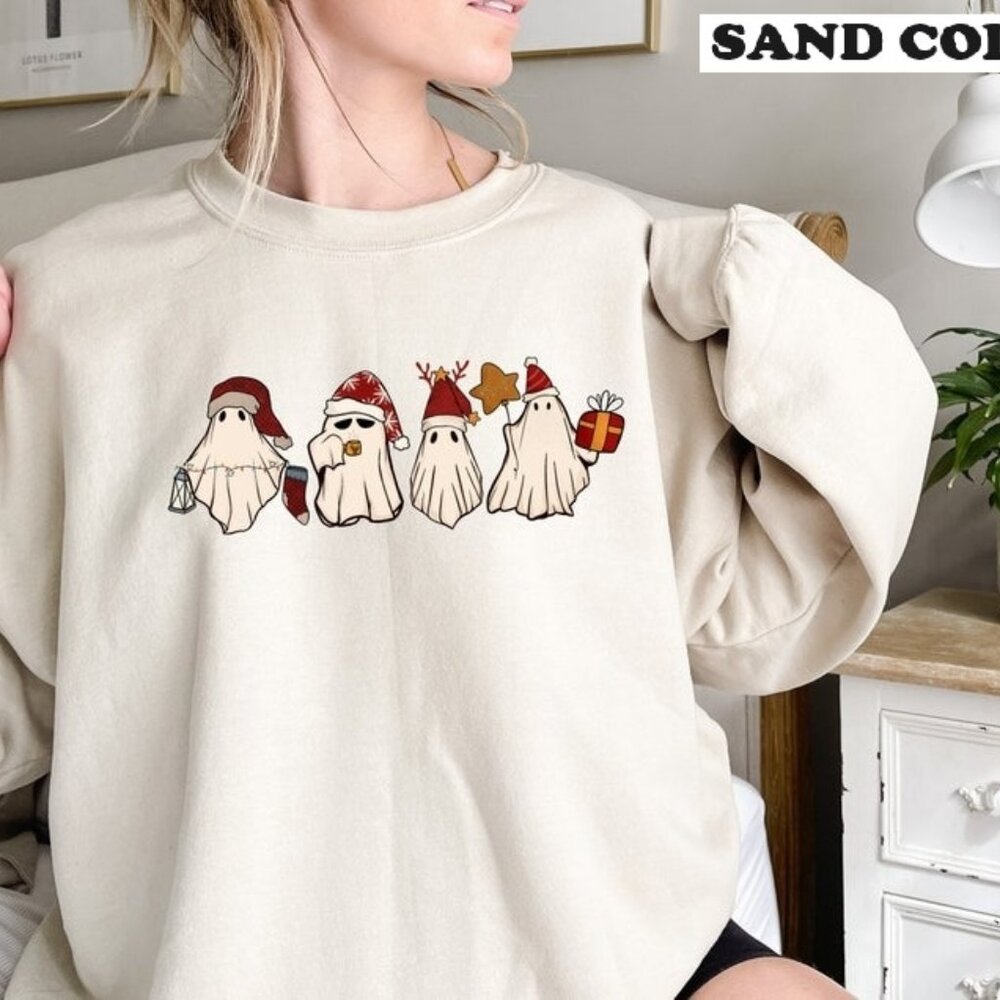 Retro Ghost Santa Claus Christmas Funny Cute Holiday Ghost Sweatshirt